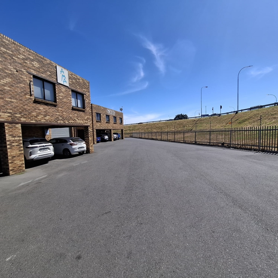 To Let Commercial Property for Rent in Brackenfell Central Western Cape